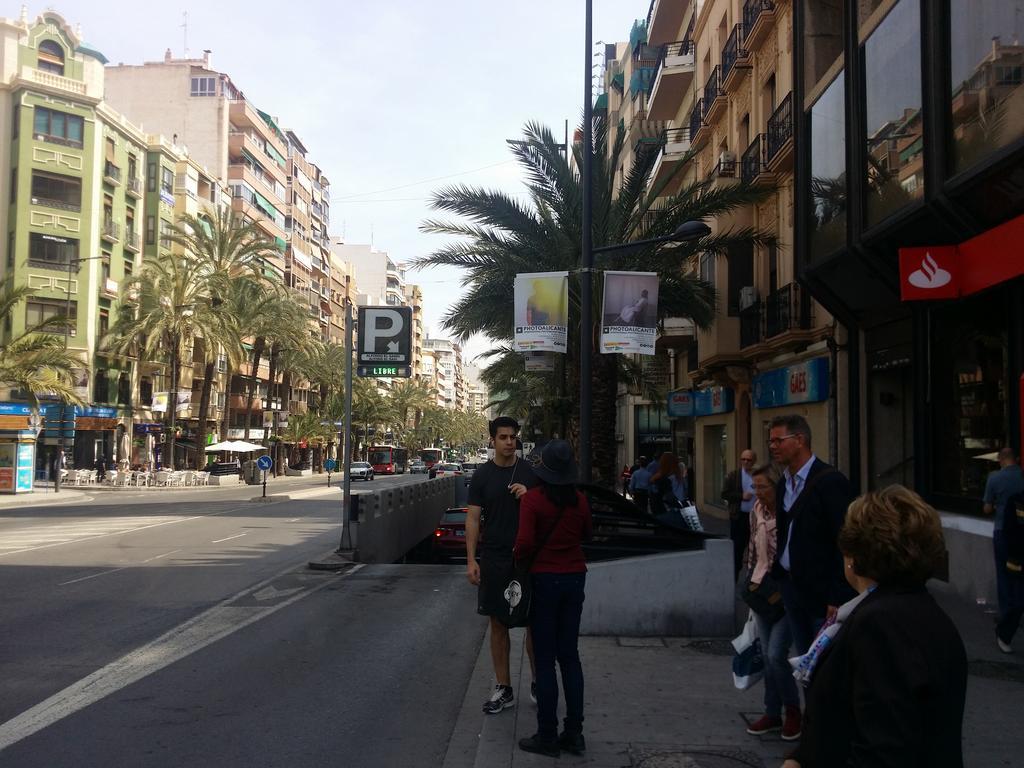 Suite International Alicante Exteriör bild
